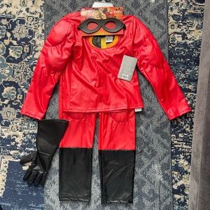 READ DESCRIPTION! Incredibles 2-Disney Pixar Dash Costume for Boys SIZE 9/10